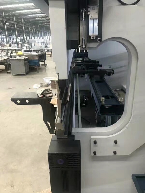 鎳板折彎機廠家